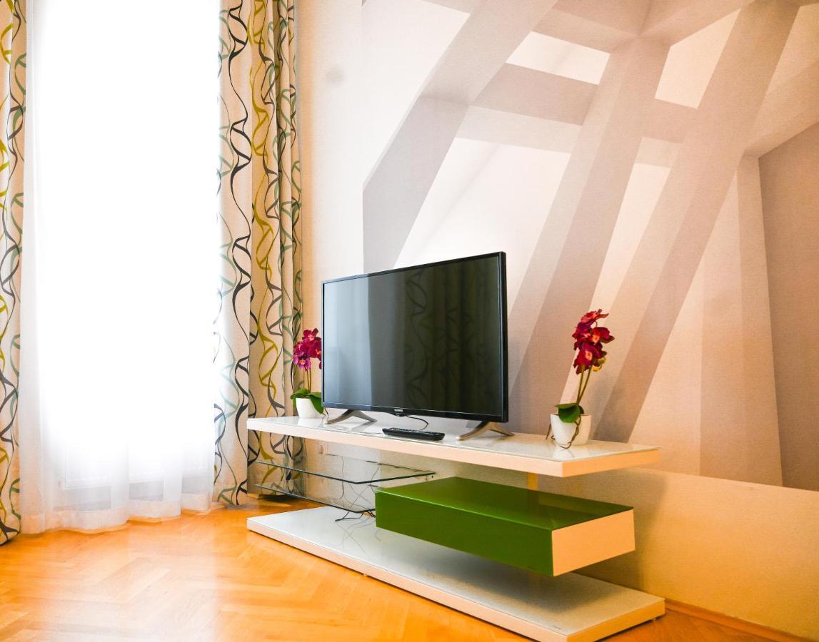 Elegant Suite Augarten Відень Екстер'єр фото